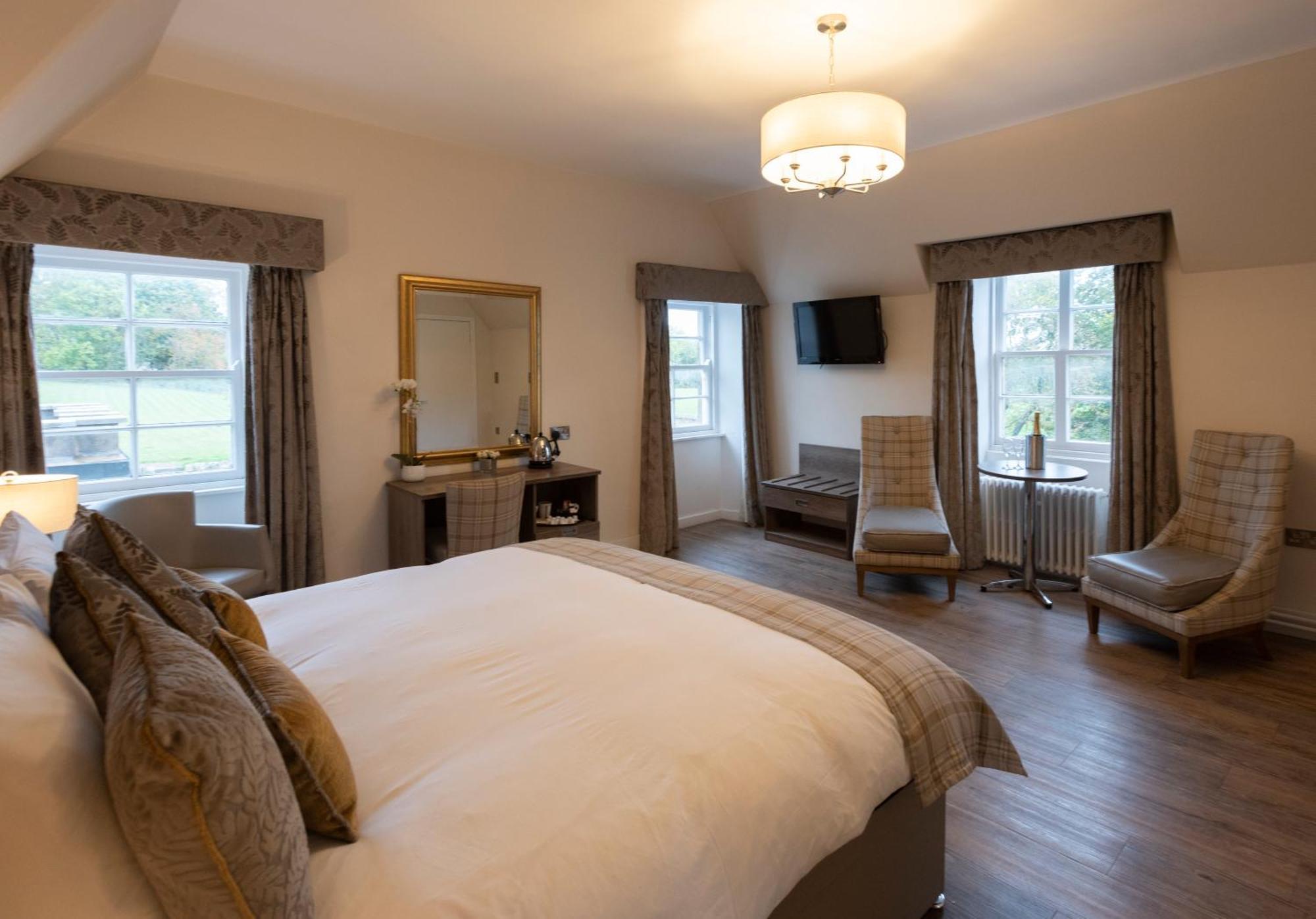 The Stair Arms Hotel Pathhead Exterior foto